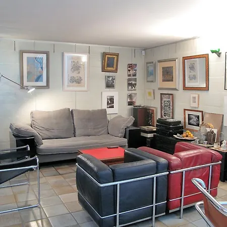 Maison Triplex Clignancourt Holiday home