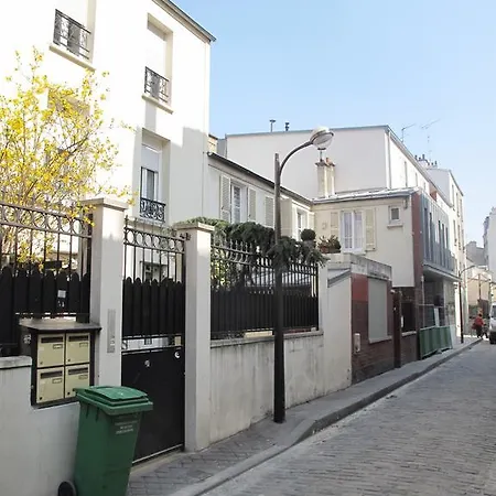 Holiday home Maison Triplex Clignancourt Paris
