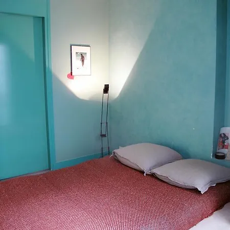 Maison Triplex Clignancourt Holiday home