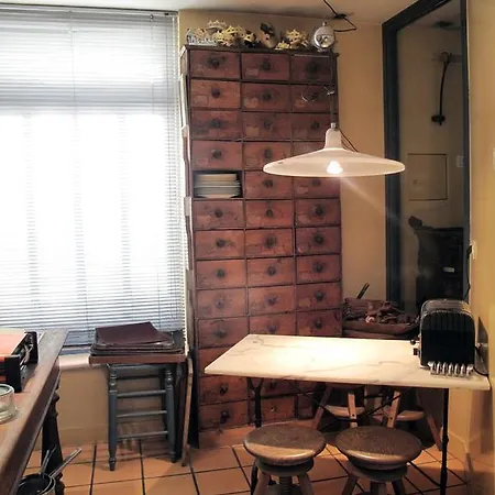 Holiday home Maison Triplex Clignancourt