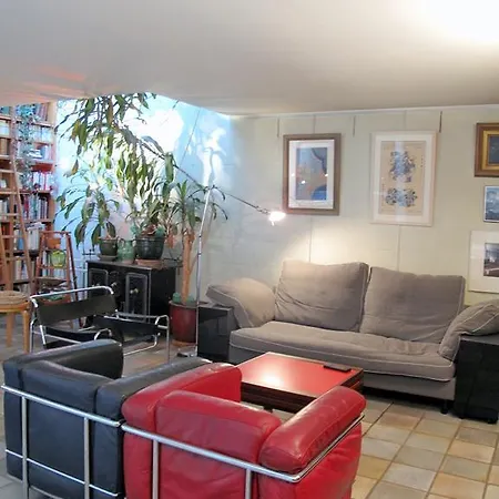 Maison Triplex Clignancourt Holiday home *